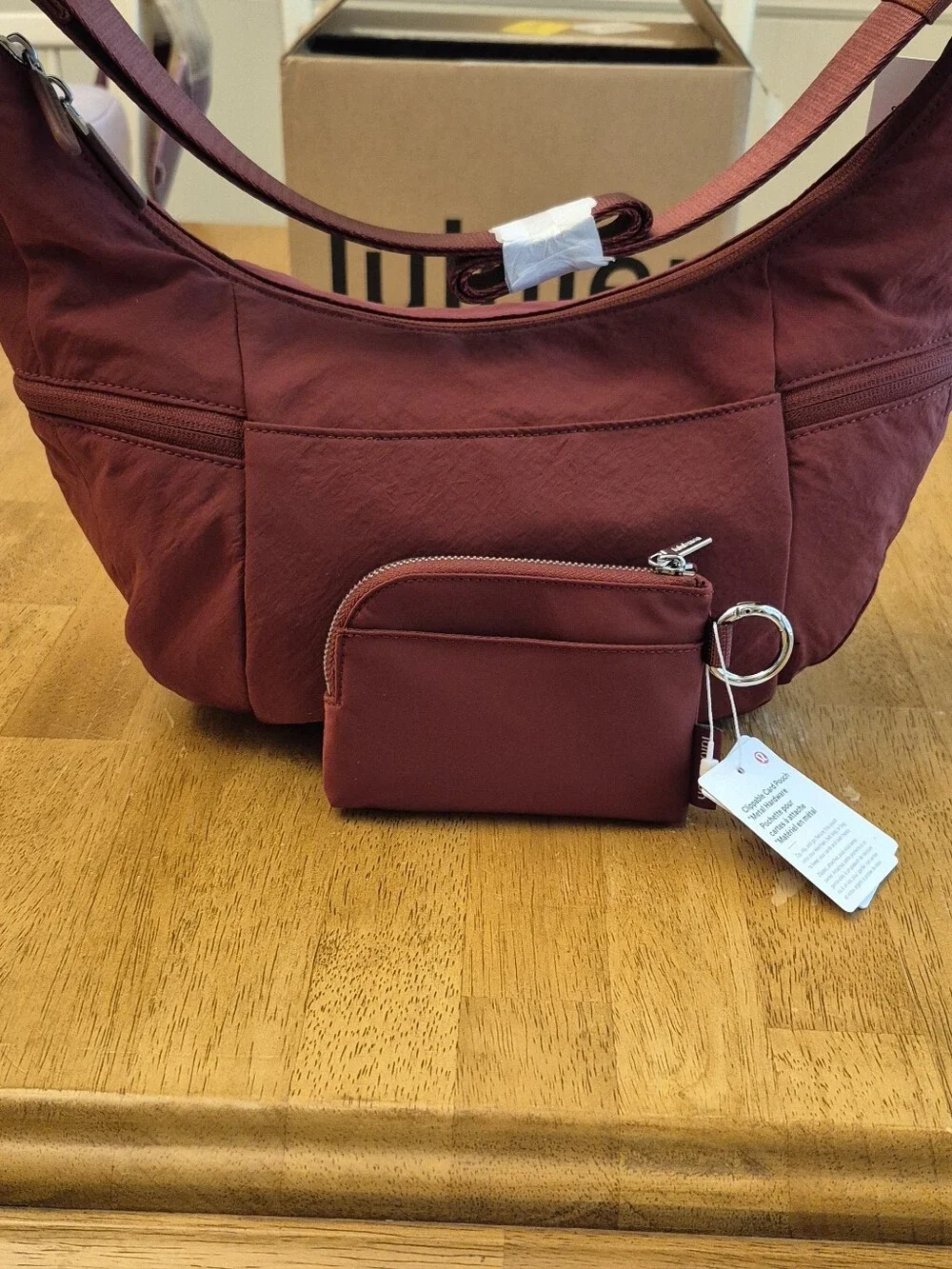 Lululemon SET Slouchy sling crossbody bag 6L & Clippable Wallet Cranberry Charm
